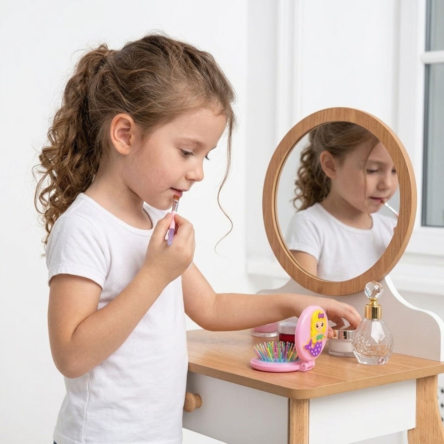 Kids Mermaid Makeup Mirror Hair Brush Compact Toy 1 Pack Foldable hair brushes product image 10