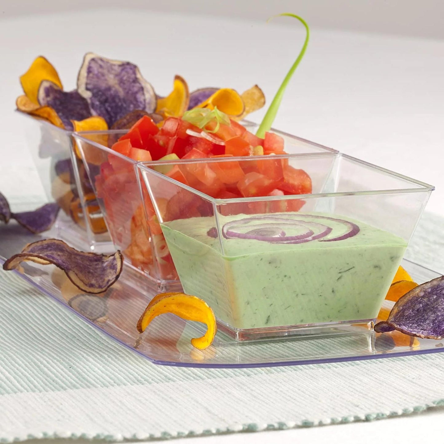 Lillian Tablesettings Condiment Bowl Clear 8 oz: 3 Pack Disposable Serveware size and feature image