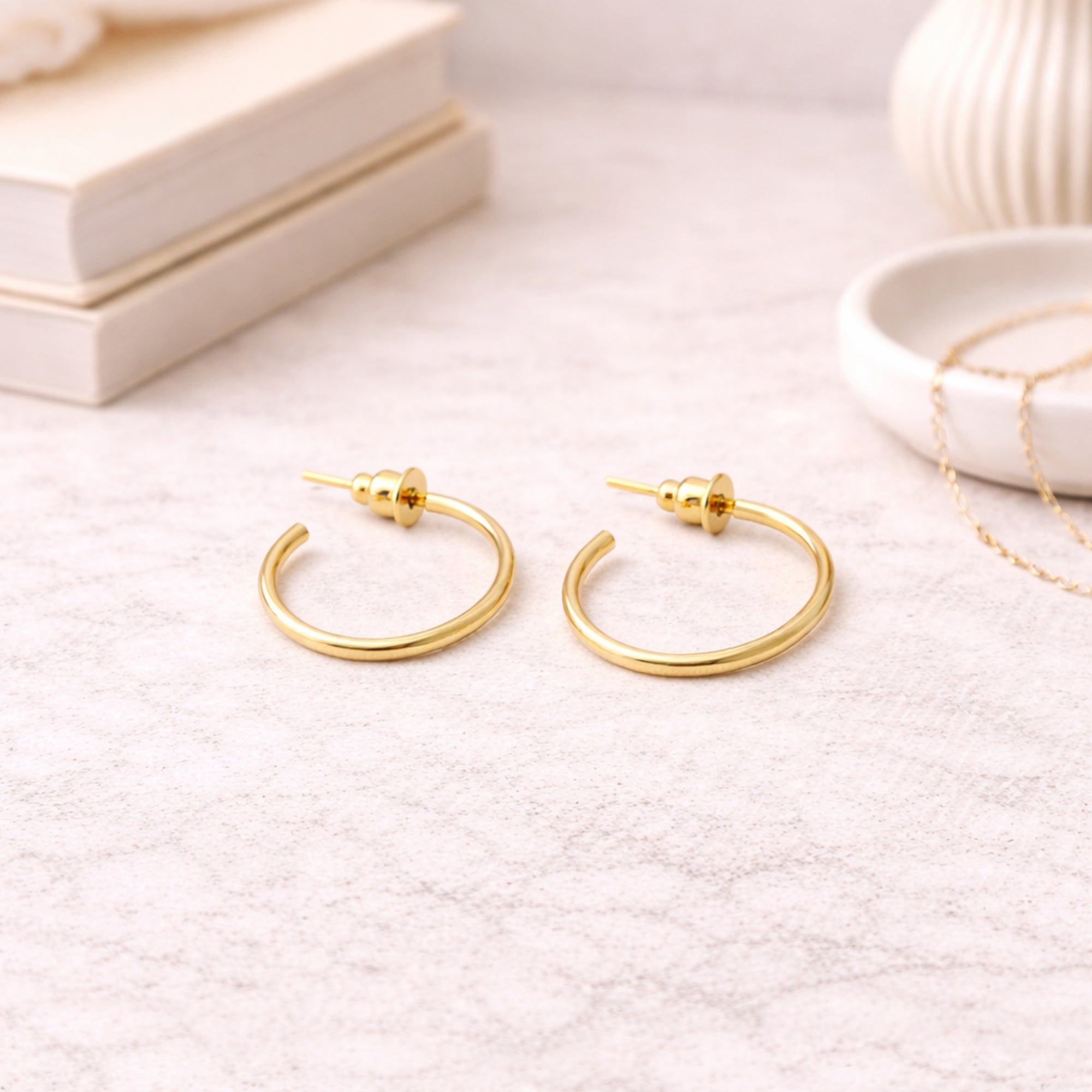 0.5 Inch Gold Tone Chunky Tube Open Hoop Earrings Everyday Style lifestyle use image