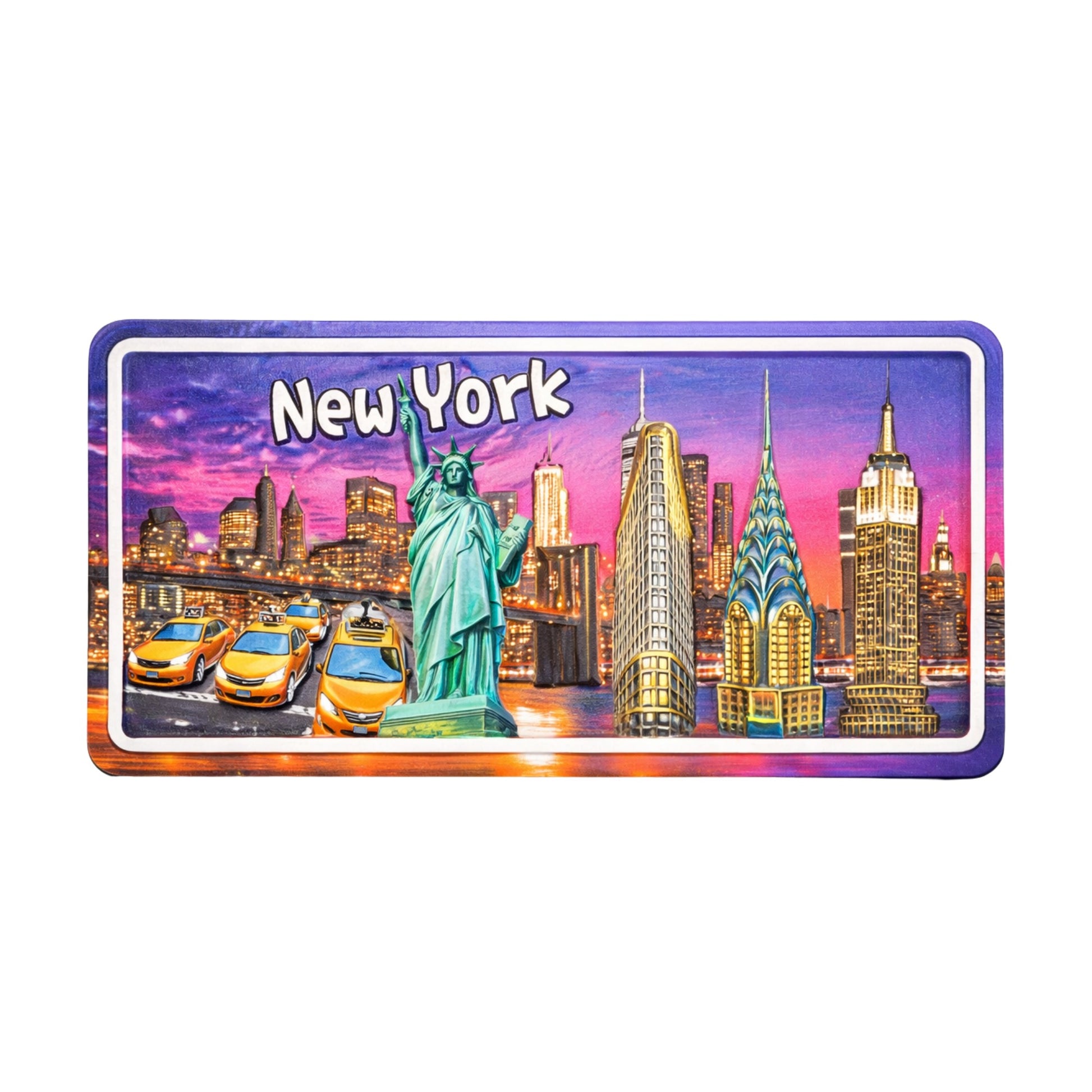 Fridge magnet with New York cityscape featuring the Statue of Liberty and skyscrapers.
