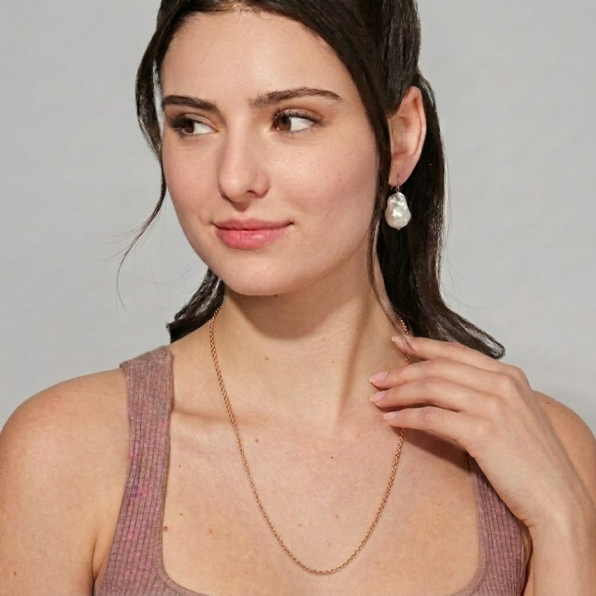 18" Elegant Delicate Chain Necklace for Everyday Minimalist Style product detail image