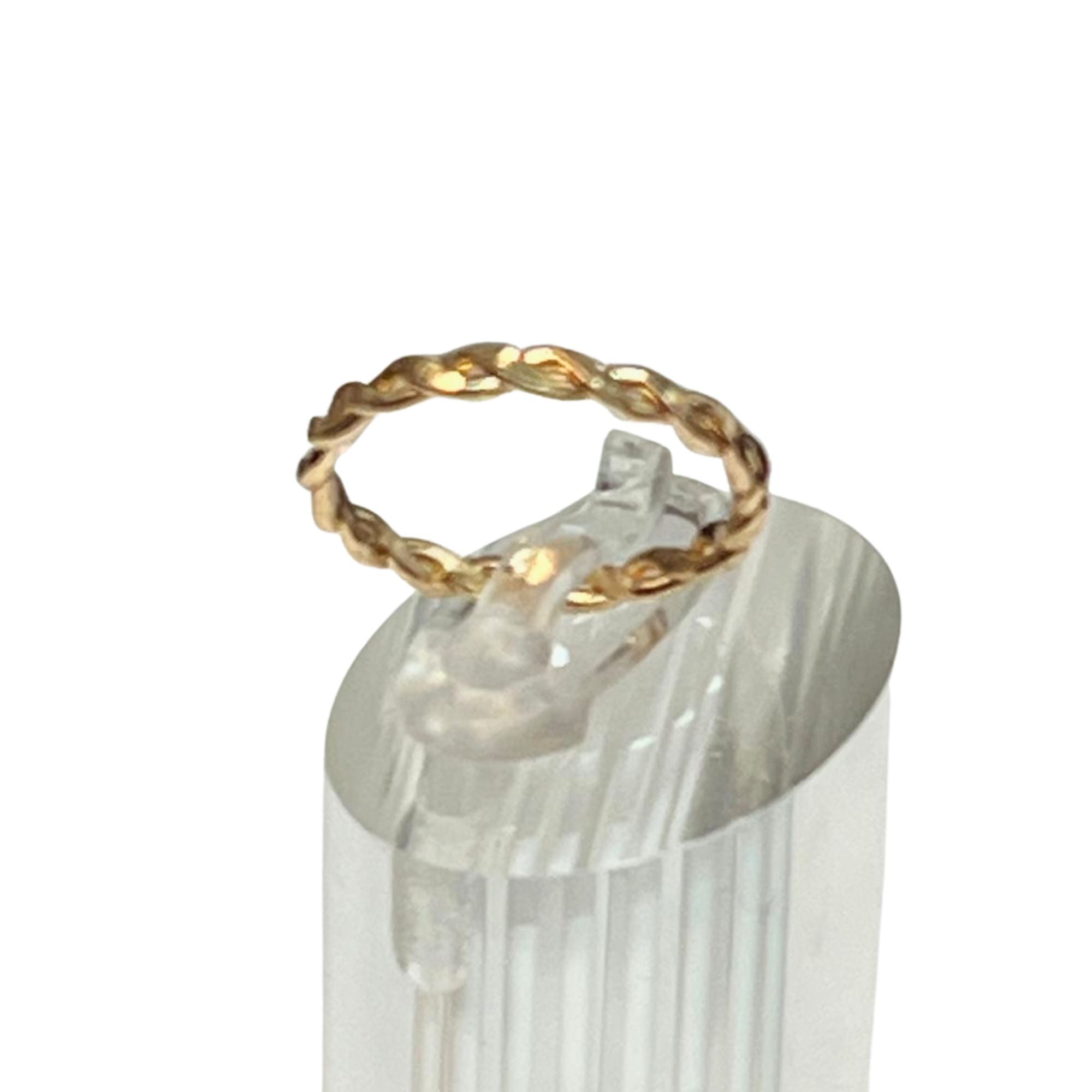 Gold Tone Twisted Band Ring – US Size 9 Rings size and feature image
