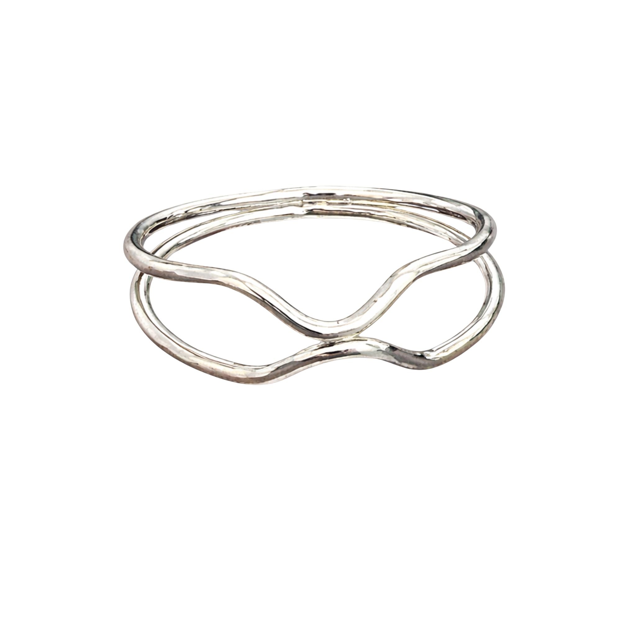 Silver Tone Double Band Wave Ring Size 8 product detail image