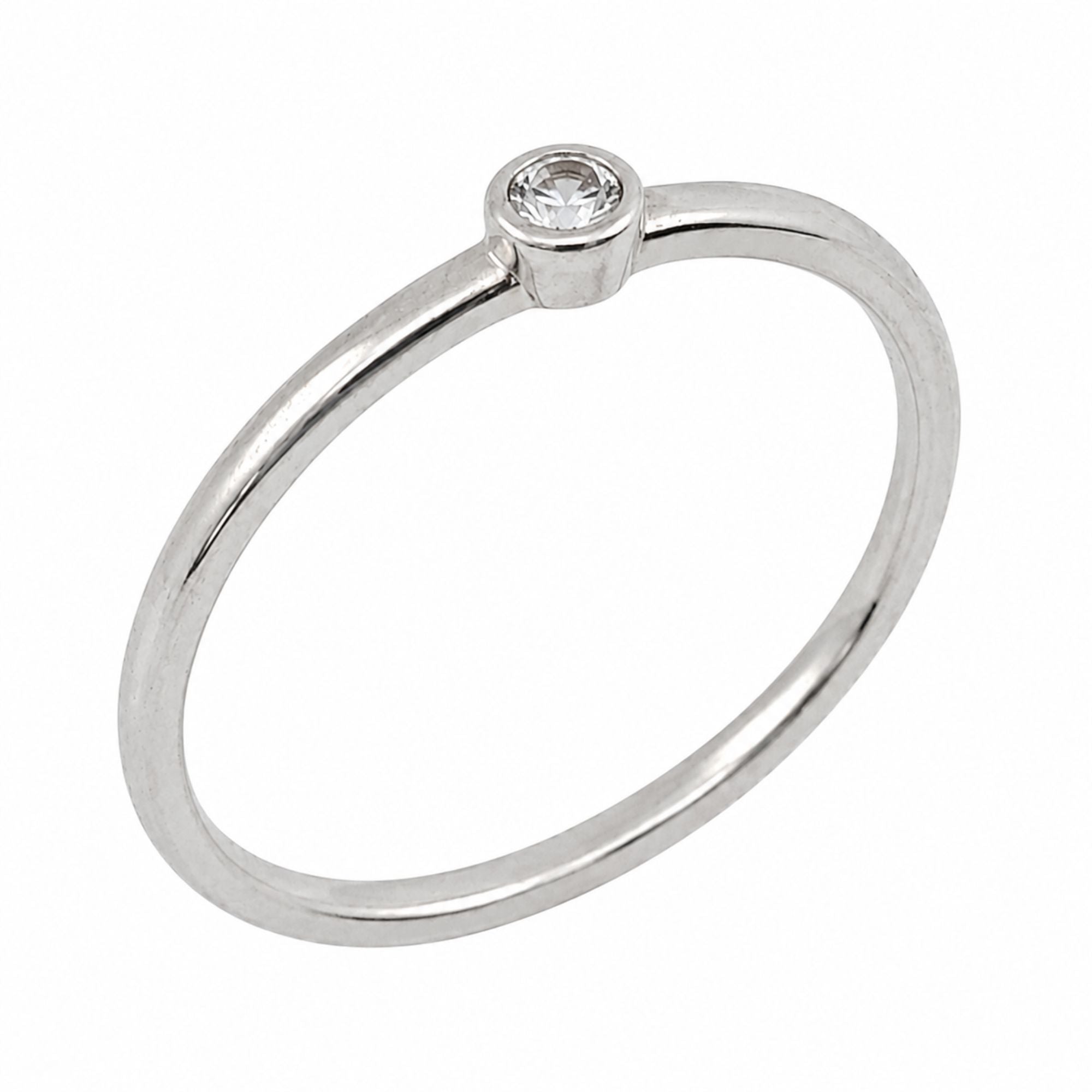 Size 6 Sterling Silver Solitaire Ring for Women