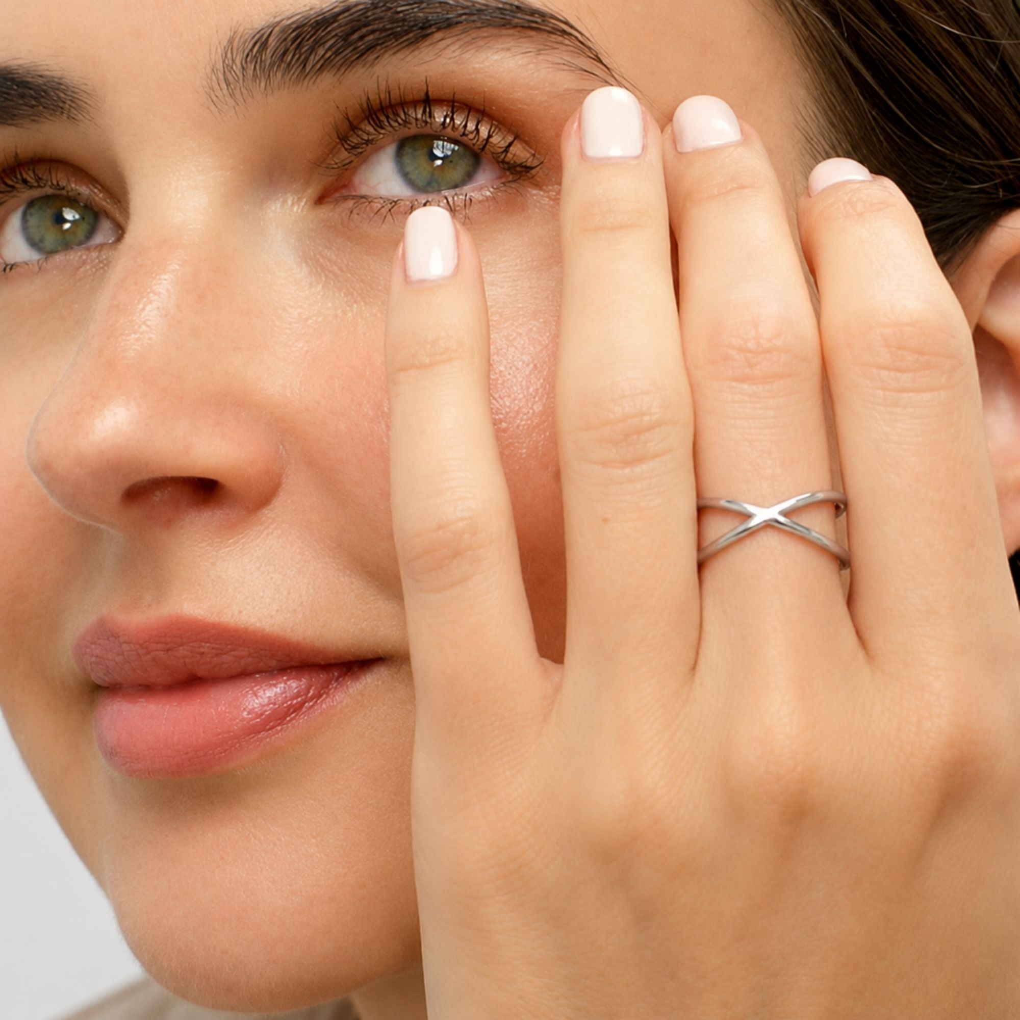 Size 6 Women's Sterling Silver Crossover Ring Modern Open Design