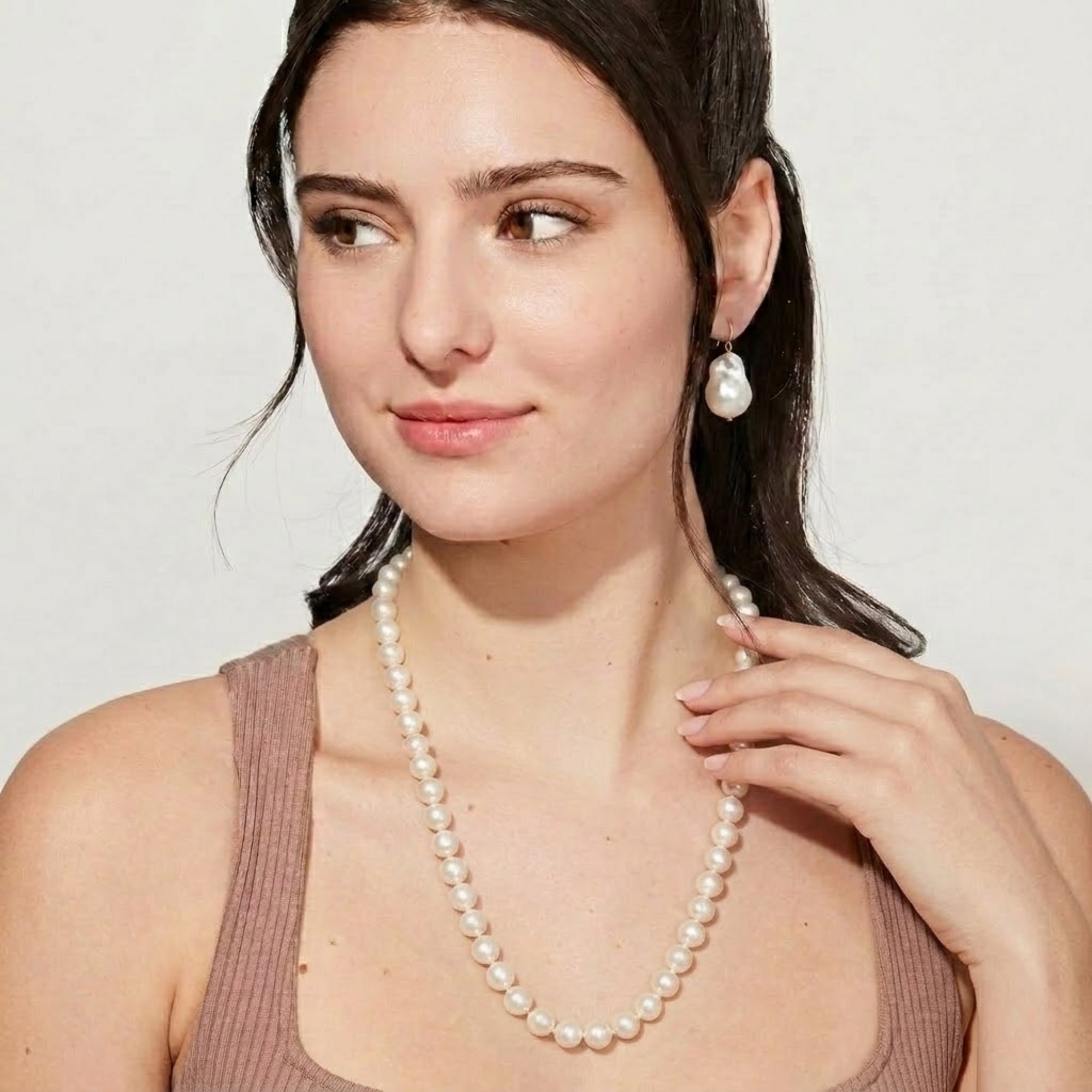 30" Classic Cultured Shell Pearl Strand Elegant Women Necklace product detail image