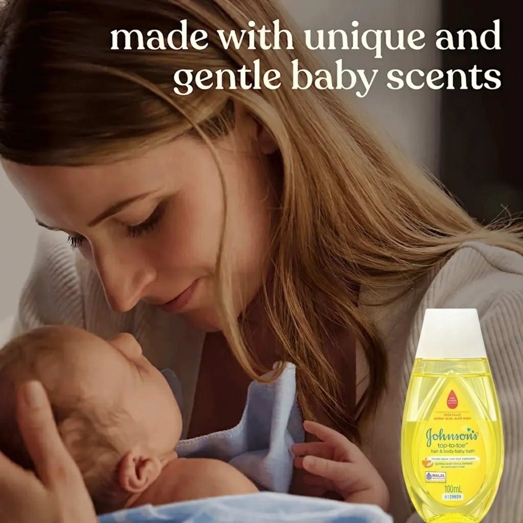 100mL Johnson’s Baby Head To Toe 2 in 1 Gentle Wash & Shampoo Baby Oil lifestyle use image