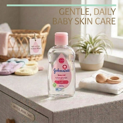 50mL Johnson's Baby Oil Gentle Skin Moisturizer Baby Oil Johnson's Baby Oil lifestyle use image