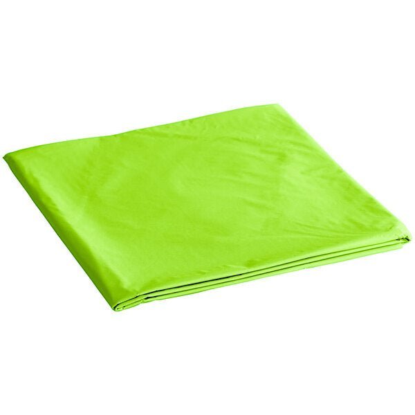 84'' Green Lime Round TableCloth Plastic Disposable Tablecovers Tablecloths Round lifestyle use image