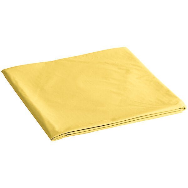 84'' Yellow Round TableCloth Plastic Disposable Tablecovers Tablecloths Round lifestyle use image