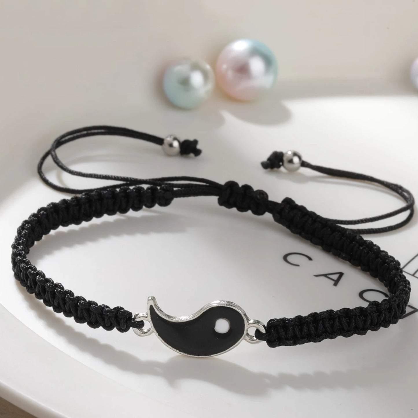Black & White Adjustable Braided Fish Eye Design Wristband