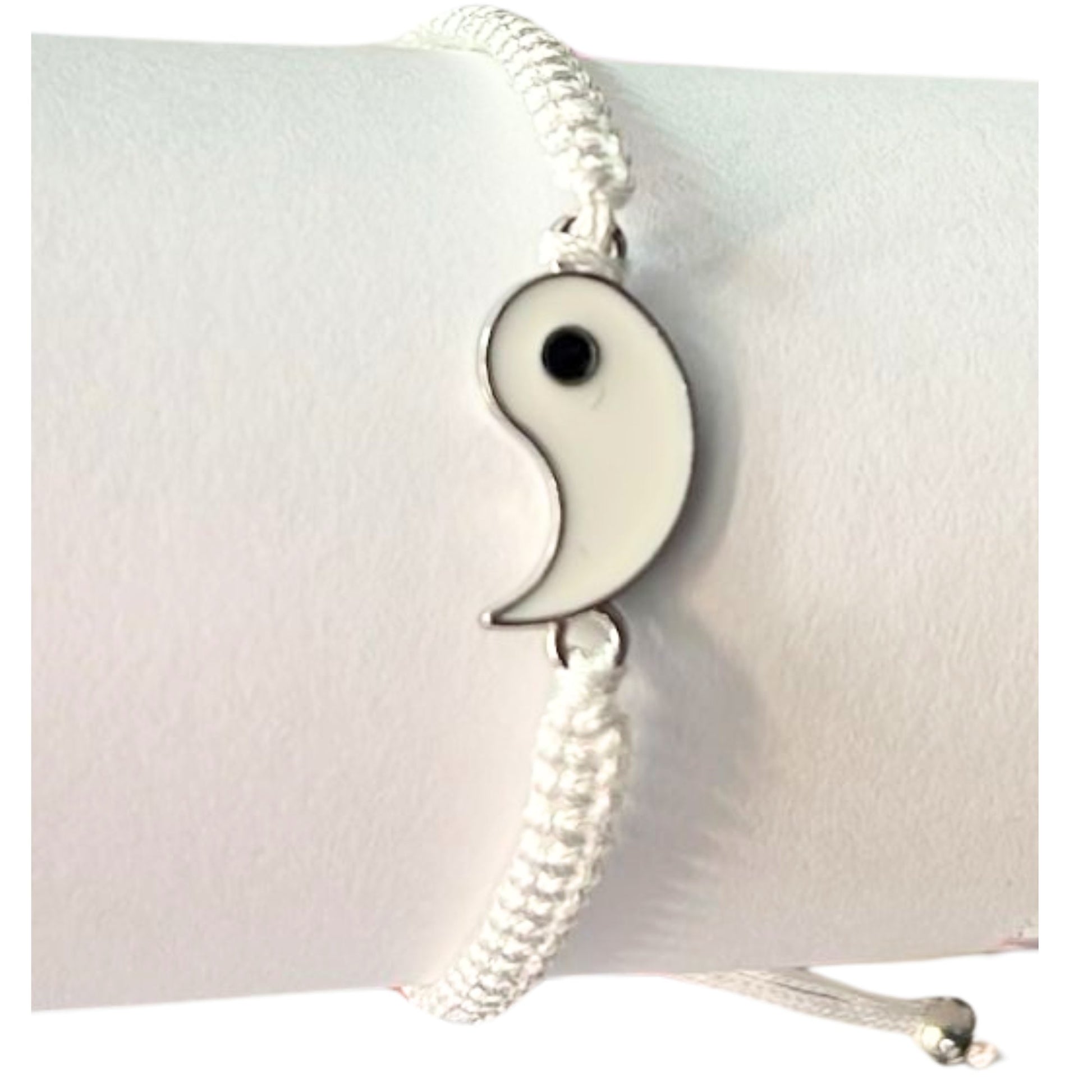 Black & White Adjustable Braided Fish Eye Design Wristband