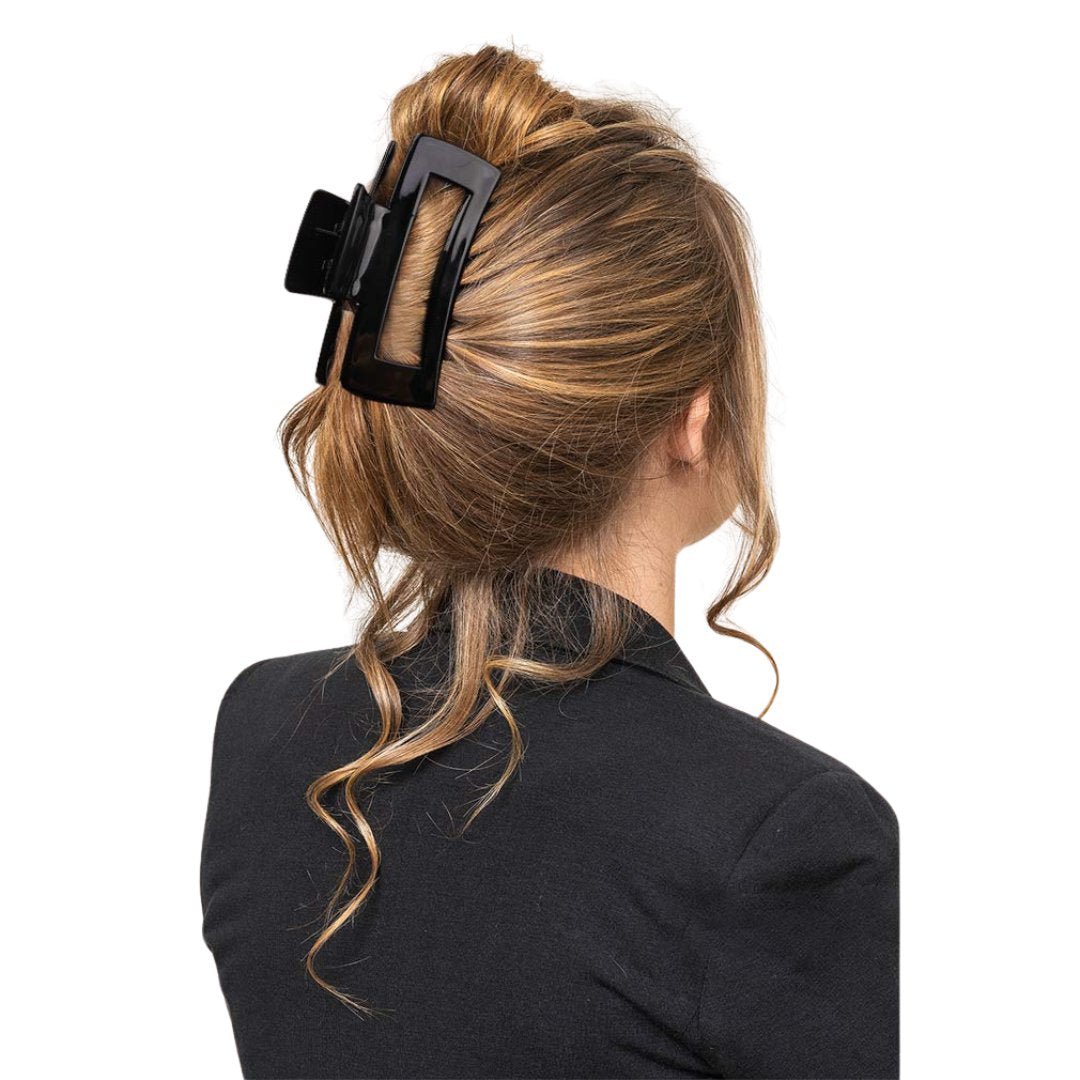 4.1" Claw Clip Hair Clip: 1 Pack Hair Clipper & Trimmer Accessories lifestyle use image