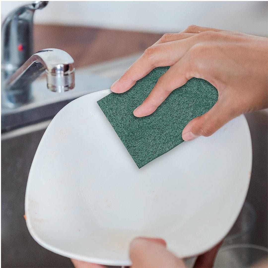 Green Multi Purpose Scrubbers – 4 Pack Cleaning Scrubber lifestyle use image