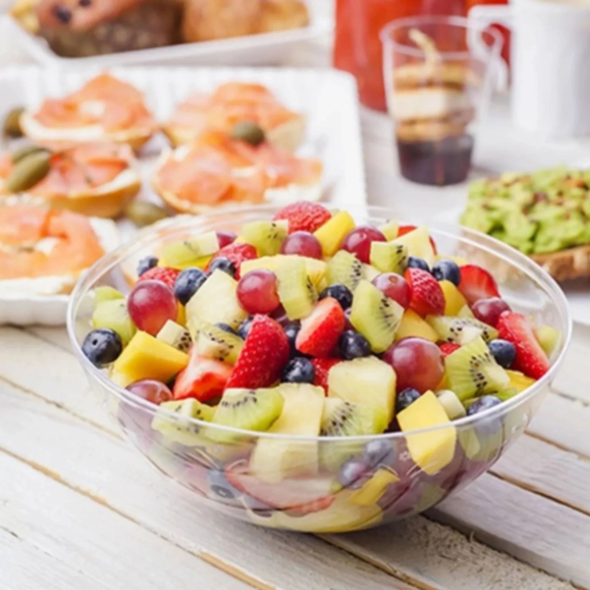 Hanna K Signature Clear Plastic Bowl 52oz: 1 Pack Disposable Serveware size and feature image