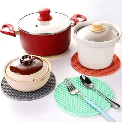 7" Round Silicone Placemat & Holder