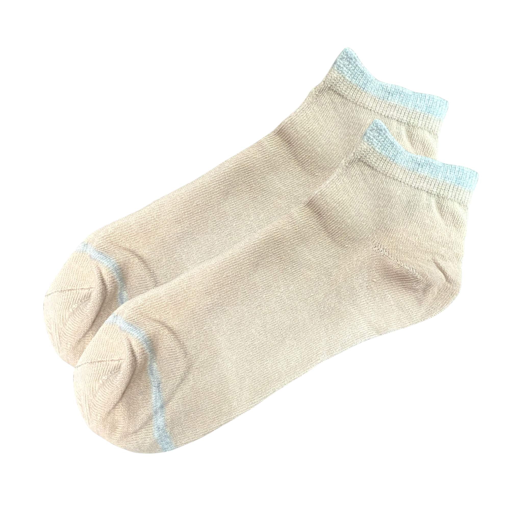 Women’s Ankle Socks – Size 9 to 11 Soft, Breathable & Stretchy Fit: 1 Pair Women's Socks Women Socks lifestyle use image