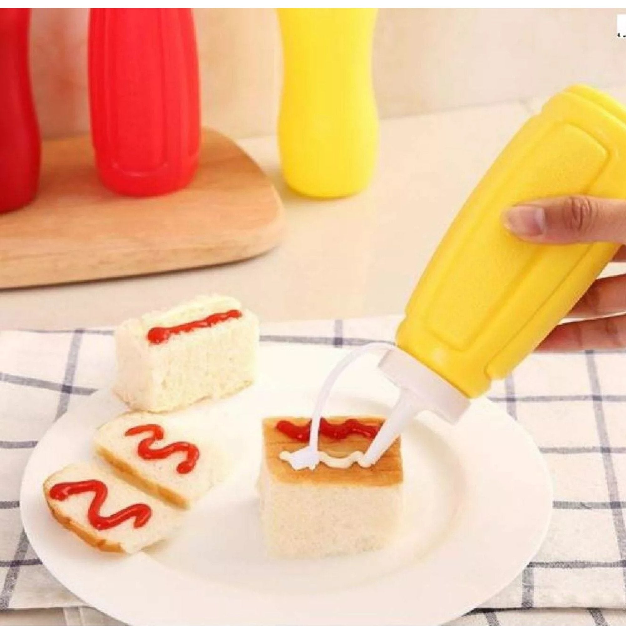 6oz Picnic Condiment Squeeze Bottle Set 3 Pack Condiment Dispensers product image 5